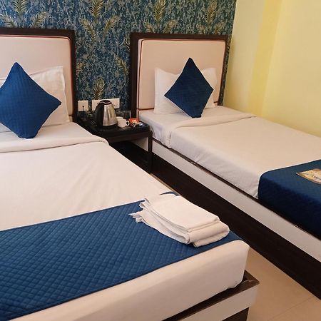 Hotel Janki International Sigra 2 Km From Kashi Vishwanath Temple Varanasi Luaran gambar