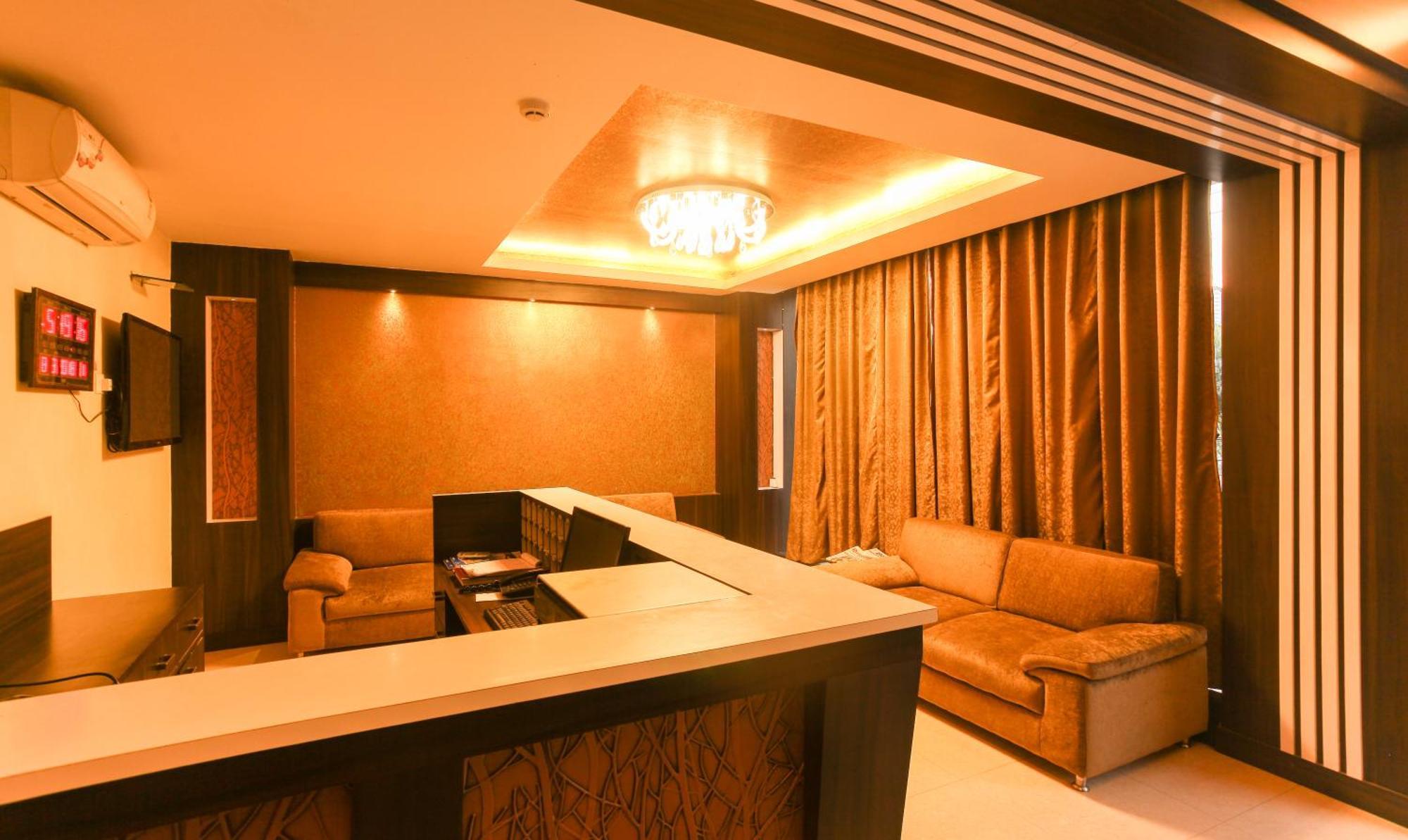 Hotel Janki International Sigra 2 Km From Kashi Vishwanath Temple Varanasi Luaran gambar