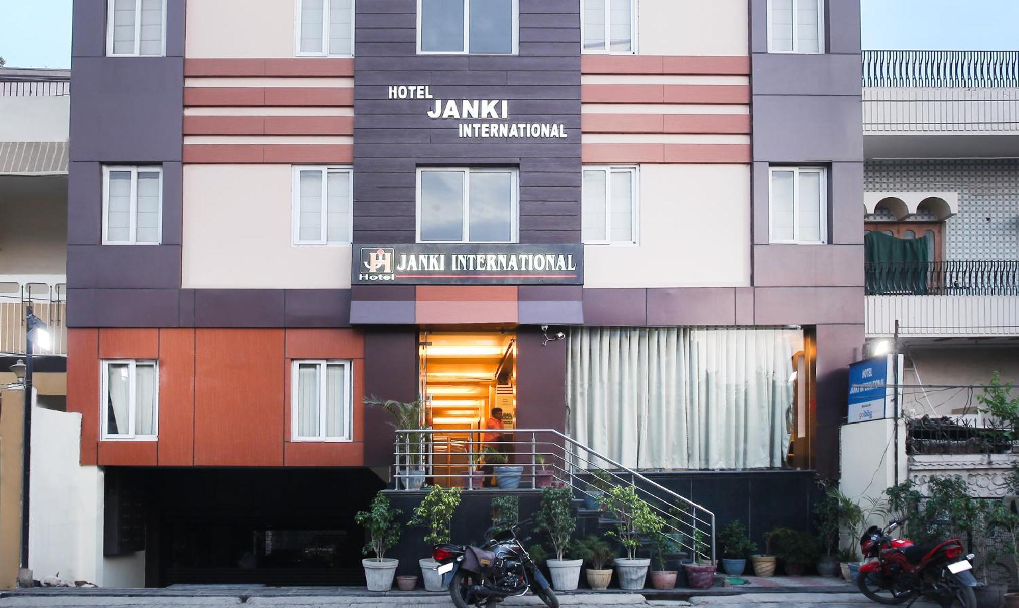 Hotel Janki International Sigra 2 Km From Kashi Vishwanath Temple Varanasi Luaran gambar